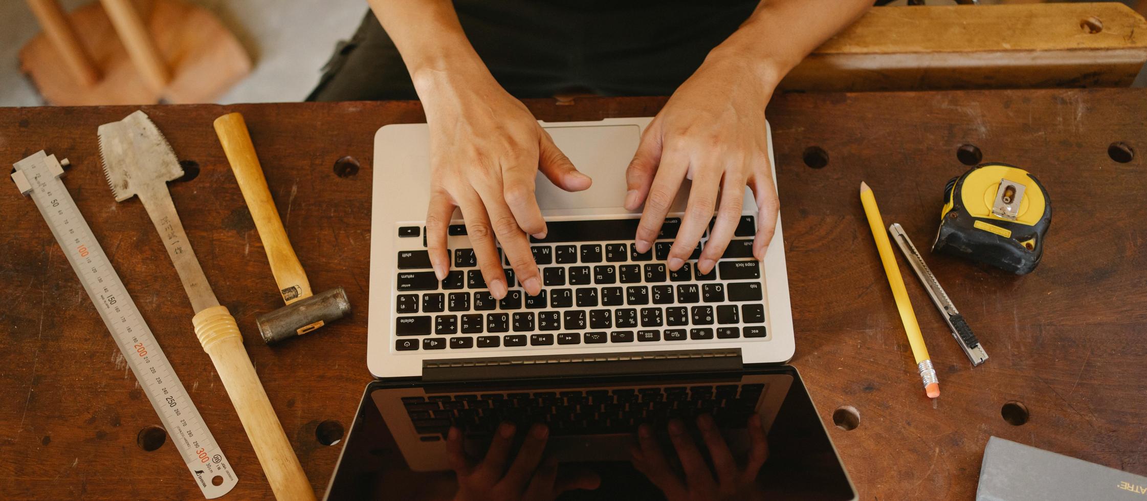 how to measure a laptop screen